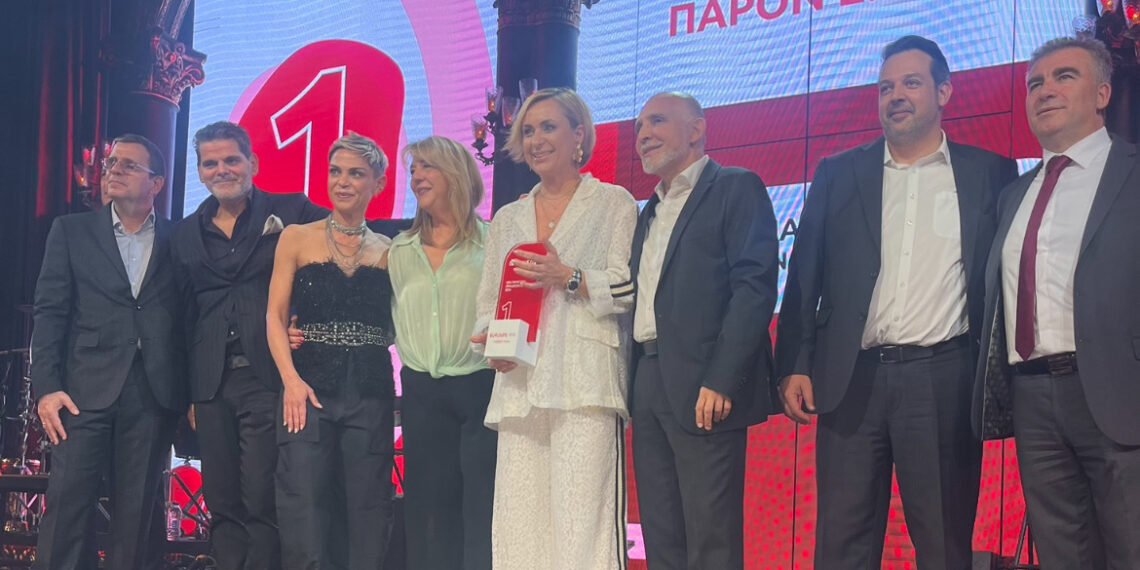 ΠΑΡΟΝ: Βραβεύσεις και Διακρίσεις από την Eurolife FFH