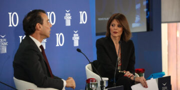 ΕΣΥ: Ενίσχυση αεροδιακομιδών με ιδιωτικά ελικόπτερα