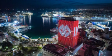 Στα κόκκινα για την INTERAMERICAN ο πύργος του Πειραιά