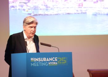 Ισορροπημένη λύση στις αυξήσεις στην υγεία και ΣΔΙΤ στην προστασία των επιχειρήσεων