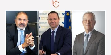 Στο μεγάλο συνέδριο του Moneyreview Κ. Σεμερτζόγλου, Τ. Λυσιμάχου και Π. Σταμπουλίδης