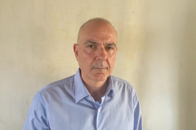 O Τ. Κουτσουμπής Senior Account Executive στην Howden Hellas