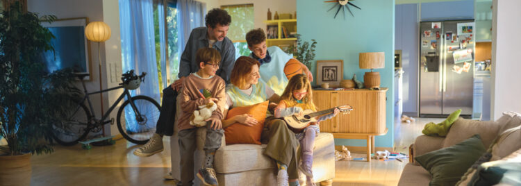 «Πάντα εκεί να σας στηρίζει»: Η νέα διαφημιστική ταινία της NN Hellas (video)