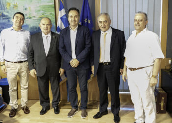 Συνάντηση ΕΕΑ – Παπαστεργίου: «Φως» για τη λύση του προβλήματος των ανασφάλιστων οχημάτων το αμέσως επόμενο διάστημα