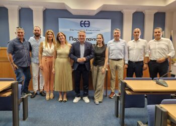 Οι αρρυθμίες στο νόμο για την υποχρεωτική ασφάλιση επιχειρήσεων και οι ασφαλίσεις υγείας στο επίκεντρο της συνάντησης ΕΕΘ και ΕΑΕΕ