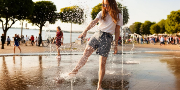 Μείωση έως 1% στο ΑΕΠ της Ελλάδας από τα κύματα καύσωνα