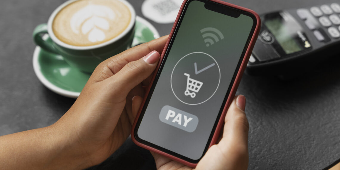 Στην εποχή της συνδρομής: Αν πληρώνεις Netflix, γιατί όχι και ασφάλιση;