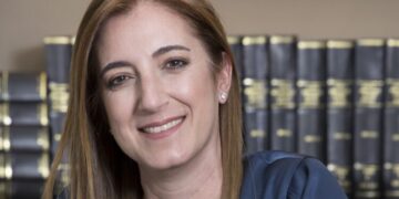 Υποχρεωτική ασφάλιση επιχειρήσεων: Τι λένε 8+1 στελέχη της ασφαλιστικής αγοράς