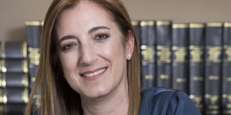 Υποχρεωτική ασφάλιση επιχειρήσεων: Τι λένε 8+1 στελέχη της ασφαλιστικής αγοράς