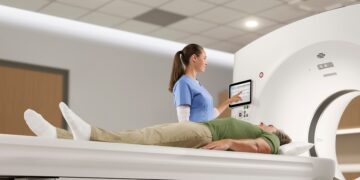 Kαινοτόμο σύστημα αξονικής τομογραφίας στην Αθηναϊκή Κλινική