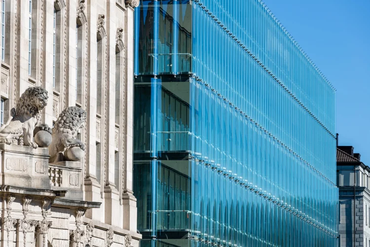 Swiss Re, Munich Re και Hannover Re οι 3 μεγαλύτερες αντασφαλιστικές διεθνώς