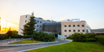 Κλινική Γένεσις: Η πρώτη εγκυμοσύνη με εξωσωματική μετά από καρκίνο του ενδομητρίου