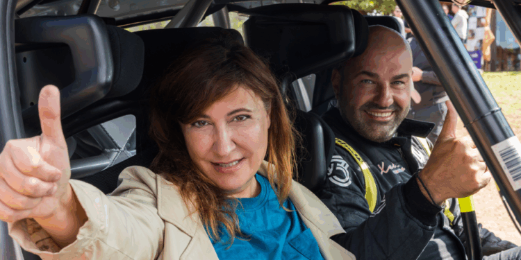 Η Euroins «ανέβασε στροφές» συνοδηγώντας με το Θ. Χαλκιά