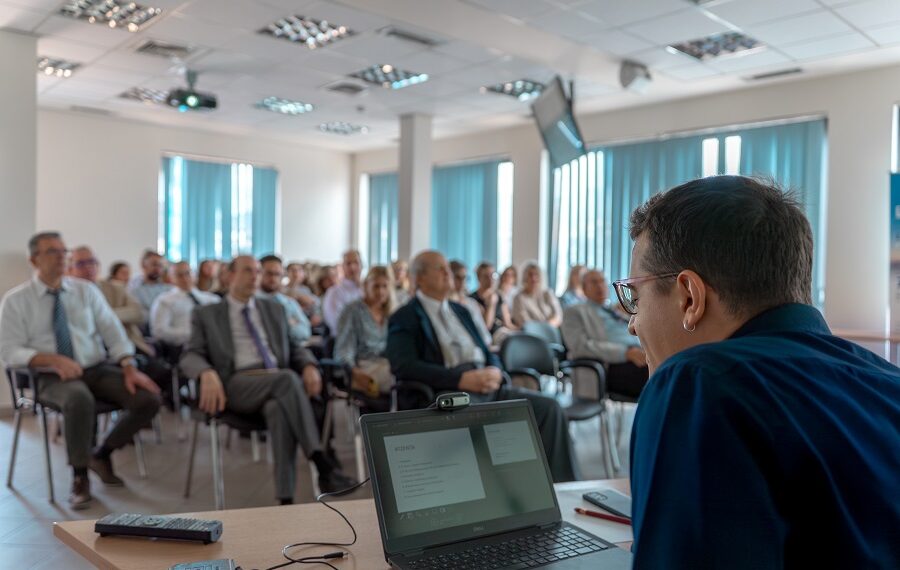 Η Ατλαντική Ένωση εκπαιδεύει τους ανθρώπους της στο AI