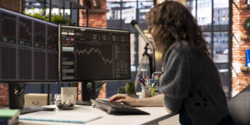 Ενισχύονται οι μακροπρόθεσμες επενδύσεις των ασφαλιστικών εταιρειών