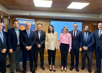 ΕΦΚΑ: Ολοκληρώθηκε η ψηφιοποίηση άνω των 10 εκατομμυρίων καρτελών ενσήμων