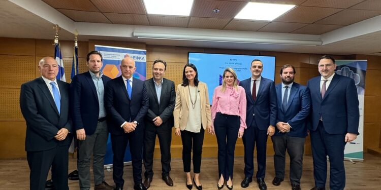 ΕΦΚΑ: Ολοκληρώθηκε η ψηφιοποίηση άνω των 10 εκατομμυρίων καρτελών ενσήμων