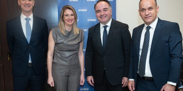 Έκθεση KPMG: Θα ξεπεράσει τα 6 δις η παραγωγή των ασφαλιστικών το 2025