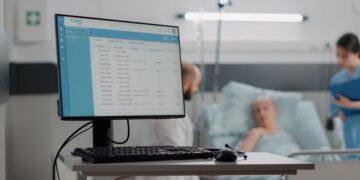 Πρόταση από την ΕΑΕΕ για την οργάνωση νέου νοσοκομείου καταρτίζει η Grant Thornton