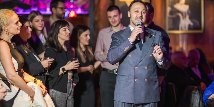 Νίκος Δαμάλας: 15 xρόνια πορείας στην ασφαλιστική αγορά