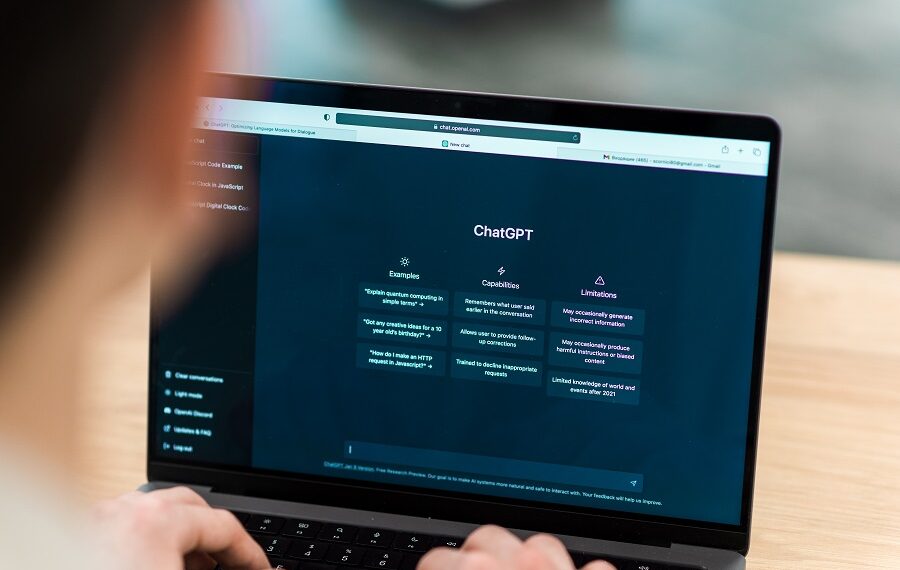 Αγωγή κατά του ChatGPT σε υπόθεση ανθρωποκτονίας & αυτοκτονίας (video)