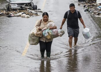 1.600 θάνατοι και 20 δις δολ. ζημιές από τις πλημμύρες σε Ν-ΝΑ Ασία
