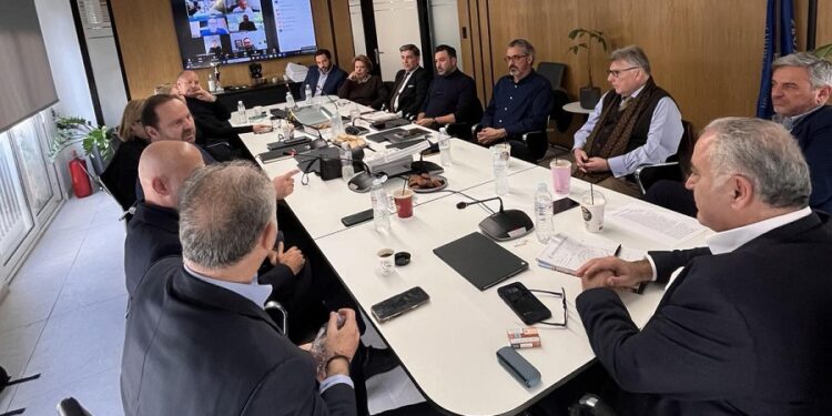 ΕΕΑ- Σωματεία: Συστράτευση και ενέργειες για το δικαίωμα συμβολαίου