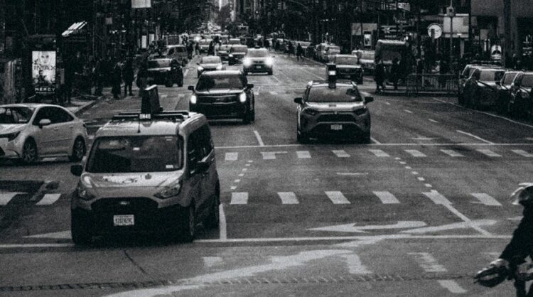 Από 20,3 εκ. στα 8,2 εκ. οι αποζημιώσεις για τα ανασφάλιστα