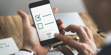 Διαδικτυακή έρευνα από το ΕΕΑ για τις προμήθειες των ασφαλιστών