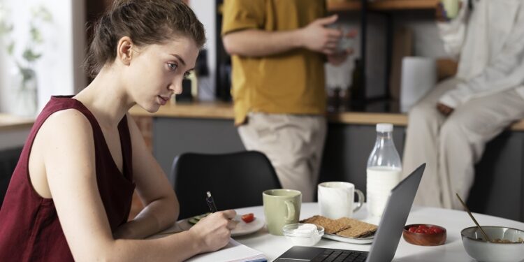 Τι θέλει τελικά η Gen Z από τον ασφαλιστή της;