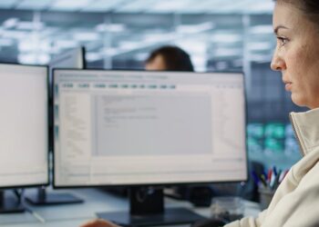 Διαλειτουργικό σύστημα θα “ελέγχει” τα ασφαλισμένα κτίρια και οχήματα για φυσικές καταστροφές