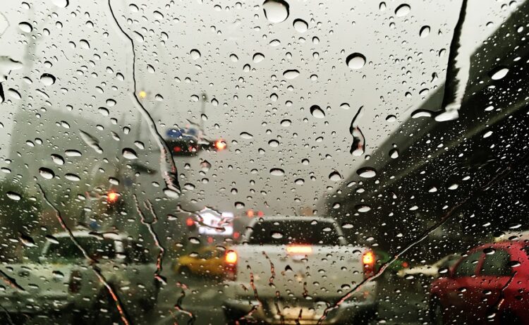 Τι κάνουμε σε καταιγίδες και χαλαζοπτώσεις