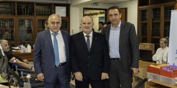 Θερμή ανταπόκριση στην πρώτη εθελοντική αιμοδοσία του ΕΕΑ