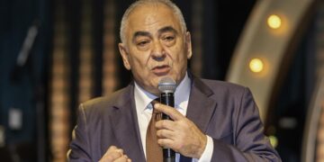 Ισχυρό “παρών” πολιτικών και του επιχειρείν στην ετήσια εκδήλωση του ΕΕΑ