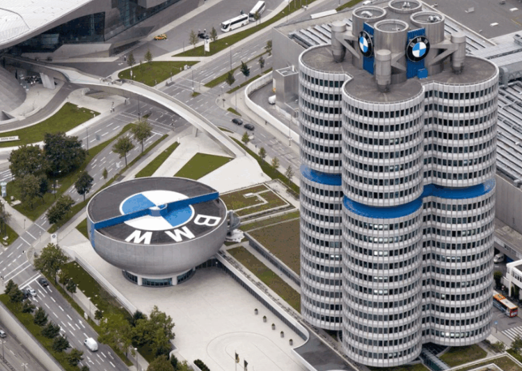 Ανακαλεί οχήματα η BMW στις ΗΠΑ λόγω κινδύνου πυρκαγιάς