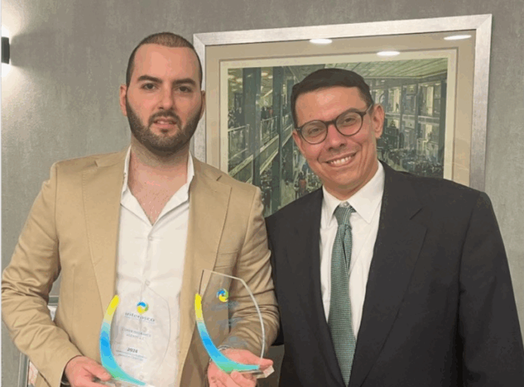 Διακρίσεις για την Cover Insurance από την Interasco