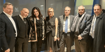 ΠΑΡΟΝ: Μια βραδιά ενότητας, πολιτισμού και αισιοδοξίας για τη νέα χρονιά