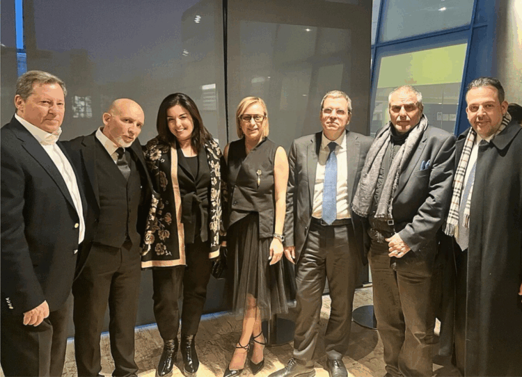 ΠΑΡΟΝ: Μια βραδιά ενότητας, πολιτισμού και αισιοδοξίας για τη νέα χρονιά