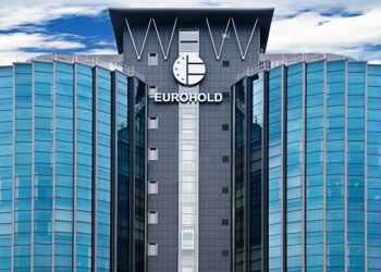 Έσοδα 1,67 δισ. ευρώ στον όμιλο Eurohold το 2025