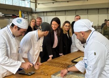 ΥΠΕΚΑ: Δύο προγράμματα απασχόλησης στην Περιφέρεια Ανατολικής Μακεδονίας – Θράκης