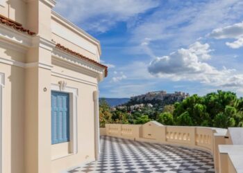 Τα κελύφη των τζιτζικιών, το νέο σπίτι του βιβλίου και το “Έτος Φιλαναγνωσίας” 