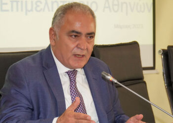 Οι ΜμΕ στο χείλος του γκρεμού και η κοινωνία σε απόγνωση