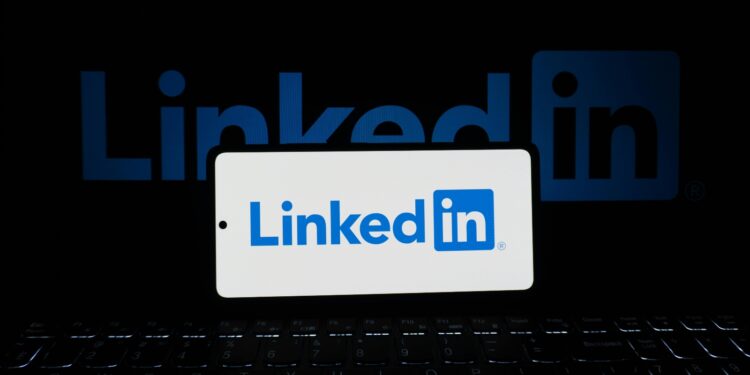 Ο ασφαλιστικός κλάδος χάνει τη μεγαλύτερη ευκαιρία του στο LinkedIn